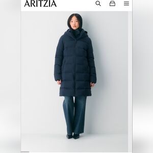 BNWT Aritzia Supersnug Puff 2o, Admiral, Medium